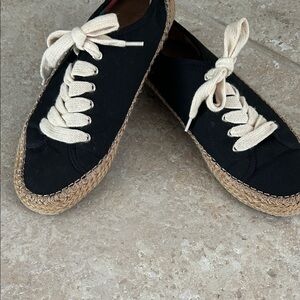Emu Black Women's Sneakers-Espadrilles.